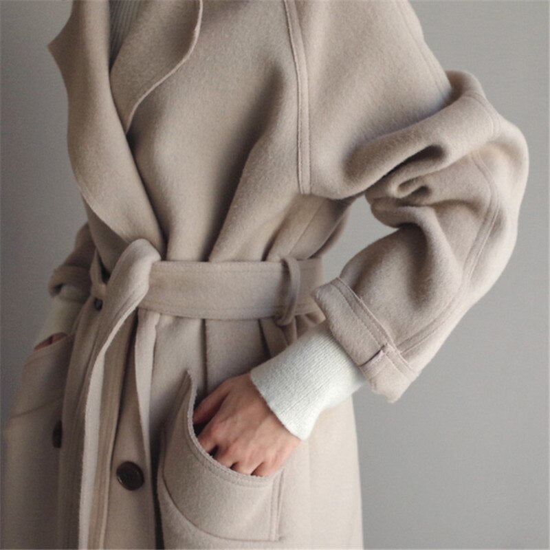 JAQUELINE - Warm Woollen Trenchcoat